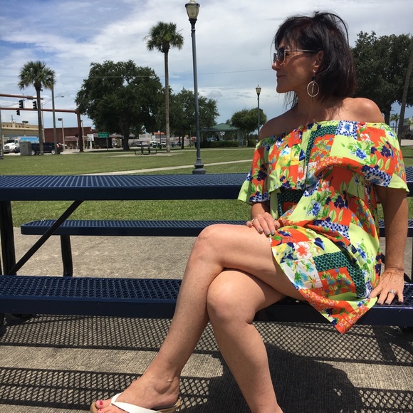 Dress - Picture 4 of 4